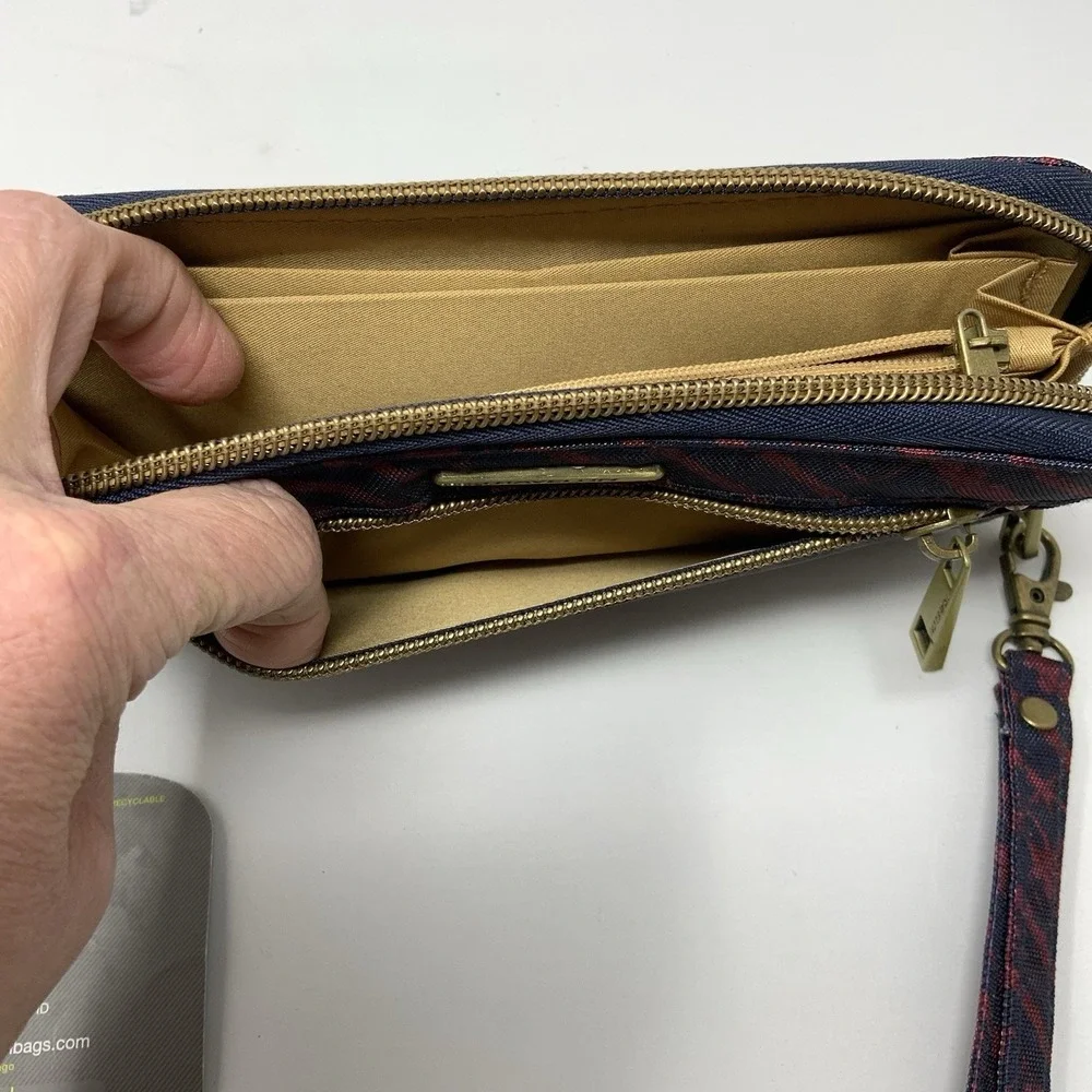 Travelon Wallet RFID Blocking Clutch Wristlet Red & Blue Art‎ Pattern Zip Around